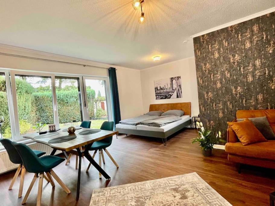 Studioappartement Mit Privatgarten In Ruhiger Wohnsiedlung Neumünster Buitenkant foto